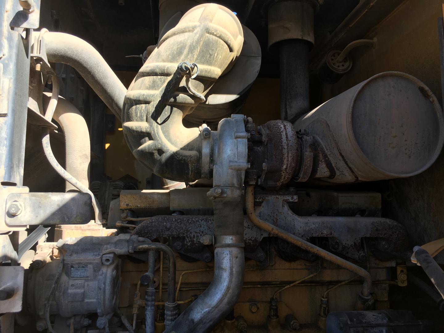 ./imagenes/INVOICE/2019/17010/CARGADOR FRONTAL JOHN DEERE 544J (7).JPG